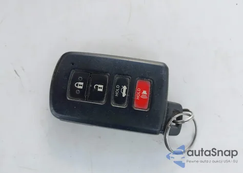 2013 Toyota Avalon Hybrid Limited z USA, uszkodzony, nr VIN 4T1BD1EBXDU007349